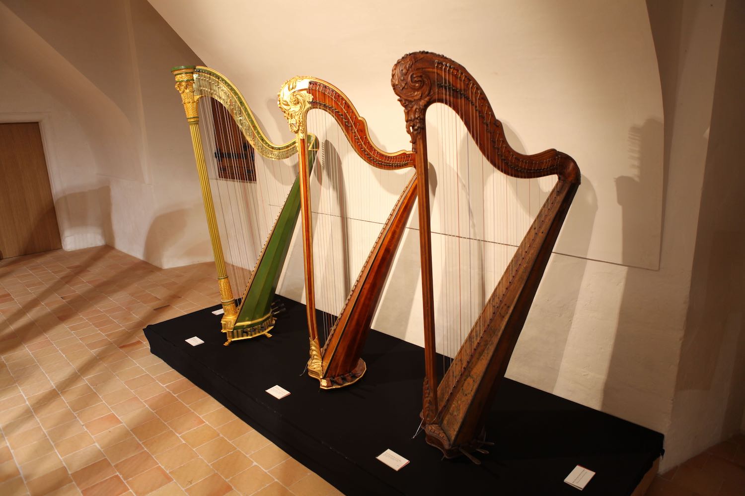 Marie 2024 antoinette harp