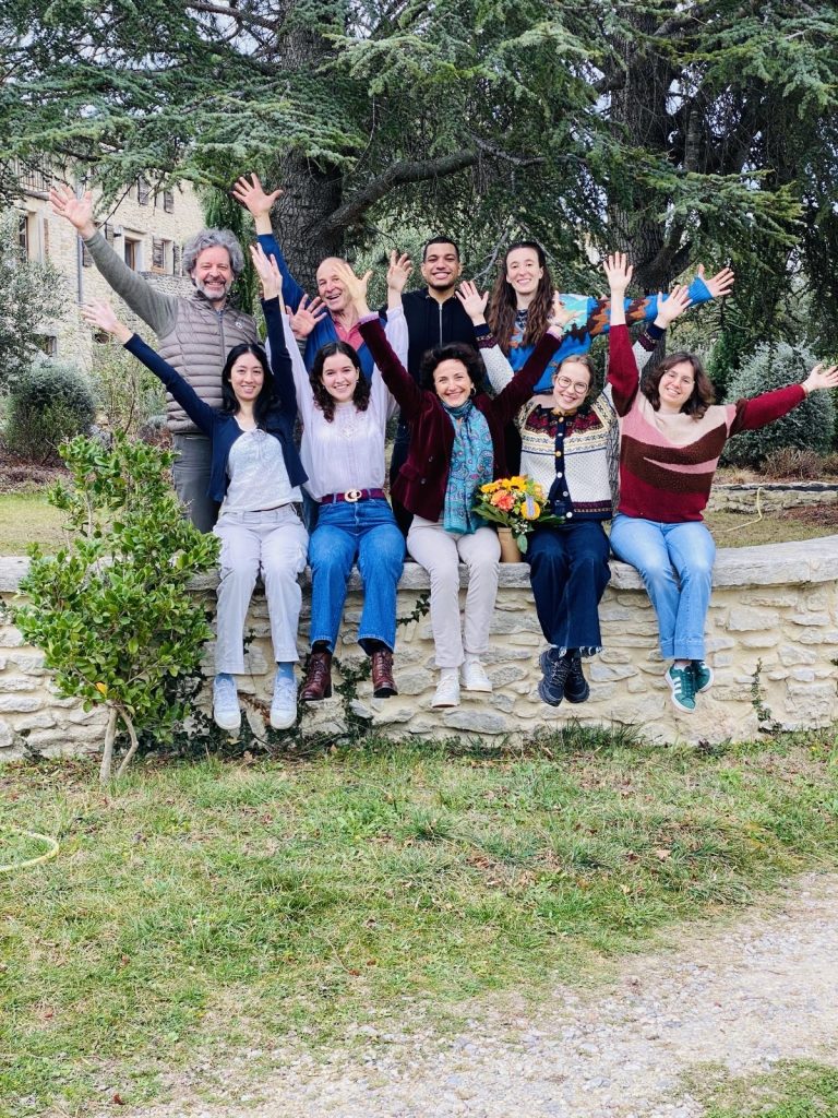 Les participants de l'Académie 2025, photographiés avec leur professeur, Isabelle Moretti, le président de Camac, Jakez François, et notre merveilleux hôte, Olivier Troubat.